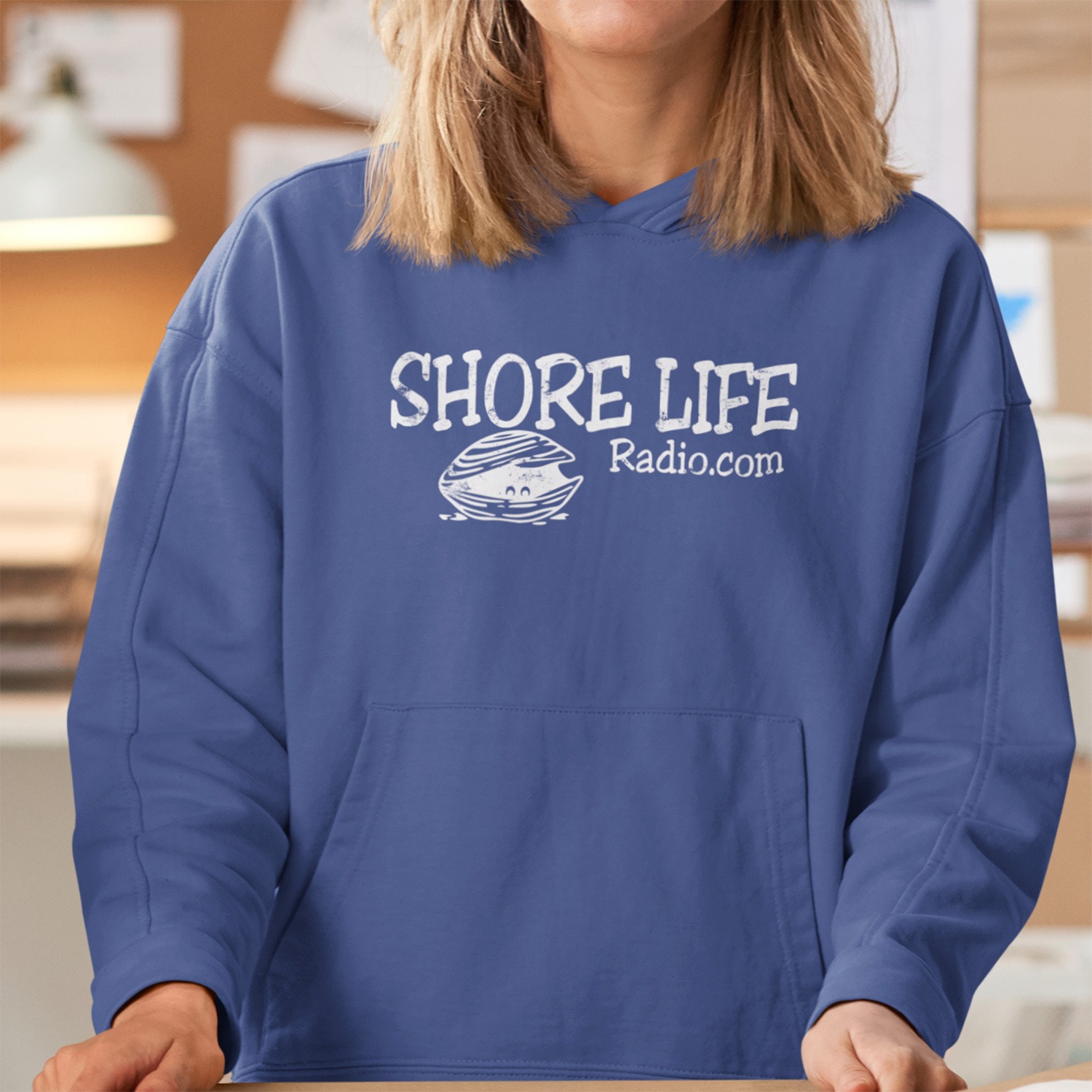 Shore Life Radio Clam Women&#8217;s Fitted T-Shirt, The Troprock Shop